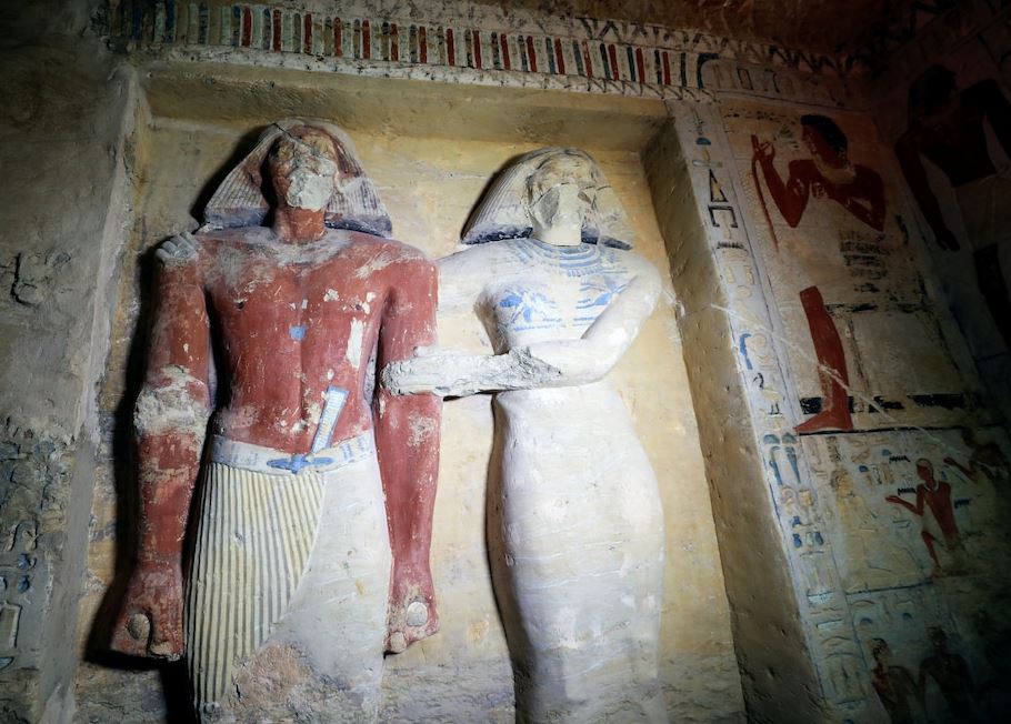 Colorful 4 000 Year Old Tomb Discovered By Archaeologists In Saqqara Of Egypt Earth Wonders